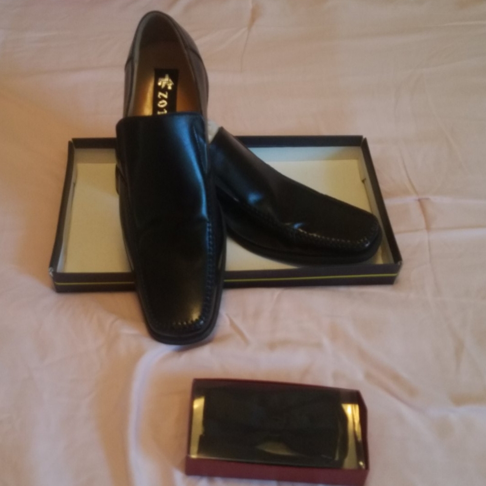 Mens black shoes